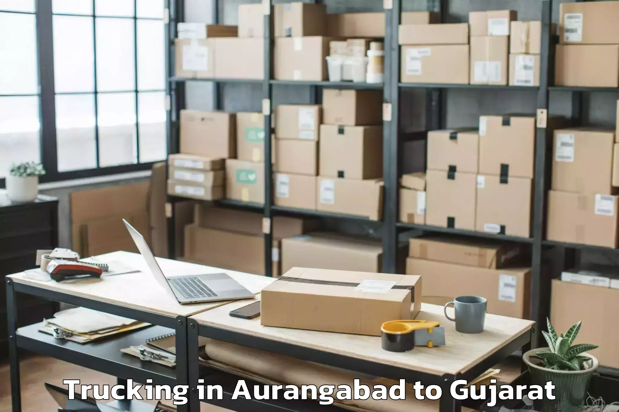 Reliable Aurangabad to Jhulasan Trucking